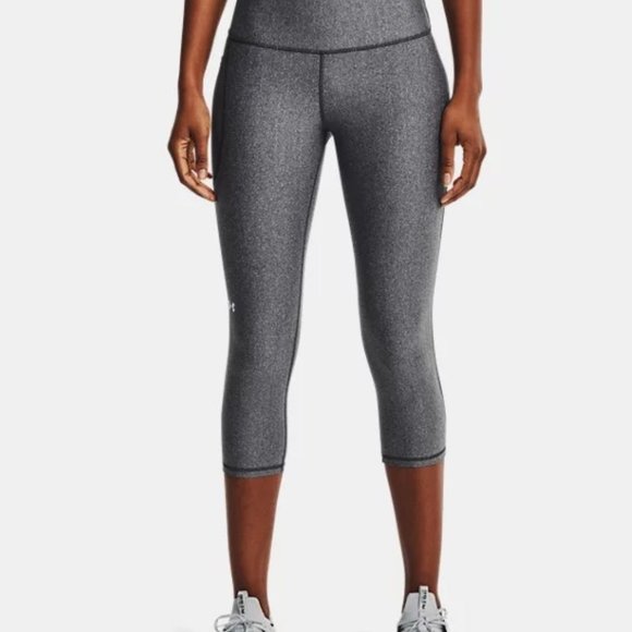 Women's Under Armour HeatGear® No-Slip High-Waisted Capri Leggings - Picture 2 of 9